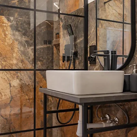 Glow Apartments, Midtown Blisko Dworca Pkp Διαμέρισμα *