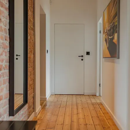 Glow Apartments, Midtown Blisko Dworca Pkp Apartment *